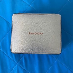 Pandora travel jewelry case, Silver